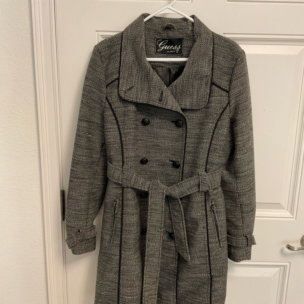 Guess black & white peacoat with zipper pockets.  Size large